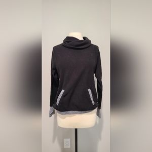 Turtle neck sweater